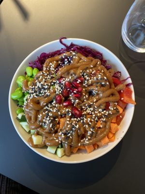 vegan bowl   at FitFoodBox in Kassel