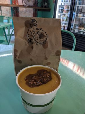 Chili con queso at The Vegan Yacht in Austin