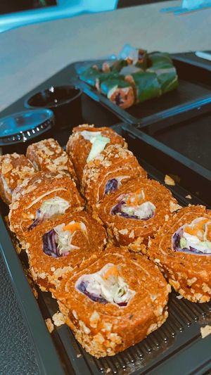 Crispy California Roll

Bestel eenvoudig op onze website; 

Www.cigkoftepoint.nl at Cigkoftepoint in Breda