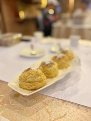 Apple puff pastry at Vegelink in Hong Kong Island