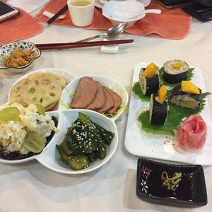 Appetizers sharing platter at Vegelink in Hong Kong Island