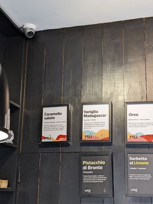 Non vegan flavours labelled. at UAO by Mú - Healthy Italian Gelato in Lisbon