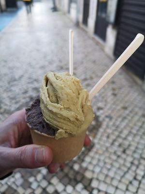 Oreo/pistachio at UAO by Mú - Healthy Italian Gelato in Lisbon