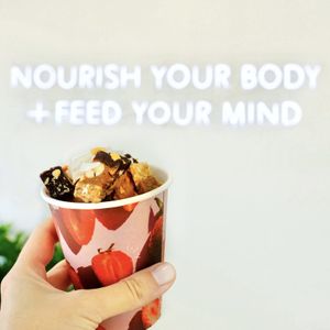 Snickers bowl at Nourish and Feed in Kingsley