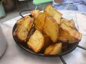 Patatas bravas (sauce (not in pic) is vegan) at Mescladís in Barcelona