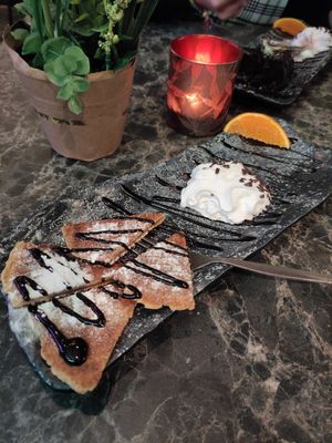 VEGAN STROOPWAFEL at Vegan Temple Bar in Amsterdam