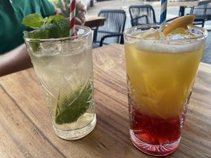 Moscow mule (nice and fresh) and Sex on the beach (a bit too sweet) at Vegan Temple Bar in Amsterdam