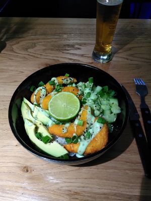 Way more lime than needed, barely ripe avocado, the rest is bland history. at Vegan Temple Bar in Amsterdam
