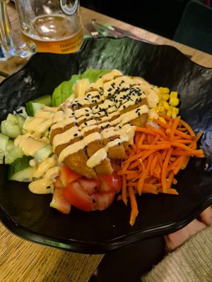 Poke bowl at Vegan Temple Bar in Amsterdam