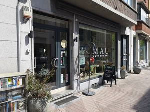 Outside at MAU Kattencafé in Genk