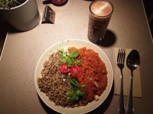 Stew with cold quinoa at Kaspar Schmauser in Nuremberg