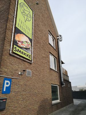Outside at Frituur Smekke in Leuven
