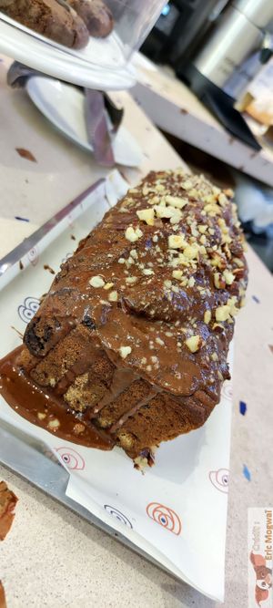 Banana cakes at Charli's Crew in Paris