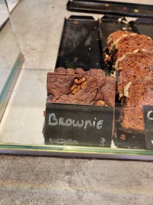 Vegan brownie at Kultur Bakery in Ghent