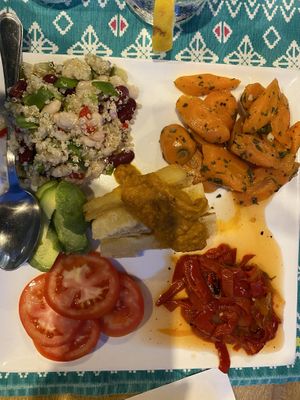 Vegan tapas plate at Al Lago  in Zahara De La Sierra