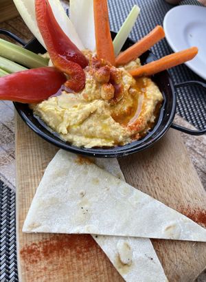 Hummus de calabaza con crudités  at Al Lago  in Zahara De La Sierra