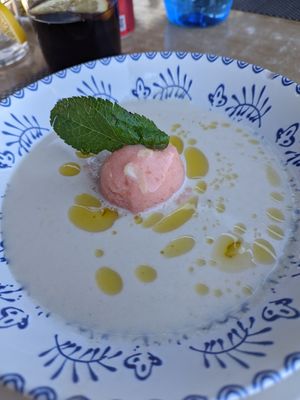 Ajoblanco con sorbete de tomate at Al Lago  in Zahara De La Sierra