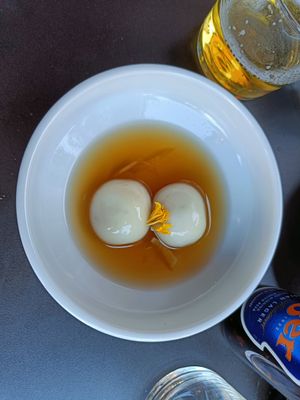 Ingefärsås och mochi at Rau in Malmo