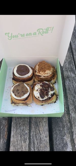 4 rolls: brownie, speculoos, cookie dough and pecan nuts at Have a Roll in Antwerpen
