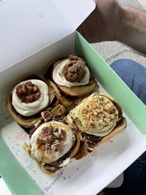 apple, cookie dough, pistachio and pecan cinnamon rolls 😍  at Have a Roll in Antwerpen