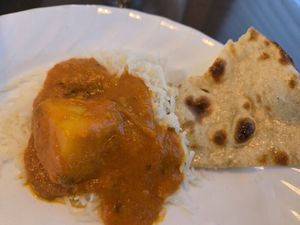 ALOO VINDALOO and ROTI at Taj Mahal in Terre Haute