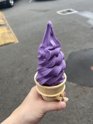 Ube soft serve  #Veganuary at Niu Soft Serve in Honolulu