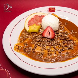 ¡Esta es una crepa para los que aman la cajeta! at La Route Des Vins Cholula in San Andres Cholula