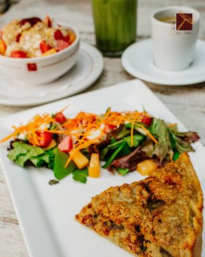 ¿Sabías que contamos con paquetes de desayunos veganos?

¡Ven por el tuvo a la Route Des Vins ®! at La Route Des Vins Cholula in San Andres Cholula