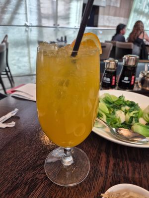 Orange and green tea at Din Tai Fung in Las Vegas