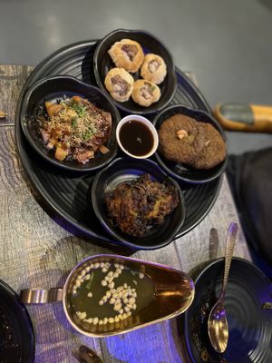 Entree platter   at Dalchini  in West End