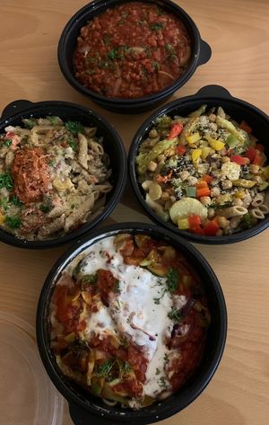 Vegan pasta gerechten. Super lekker!   at Sassy's in Oostende