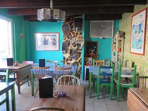 interior (2014) at Sassy's in Oostende