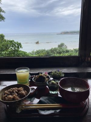 Full set  at Yama-no-chaya Rakusui in Nanjo