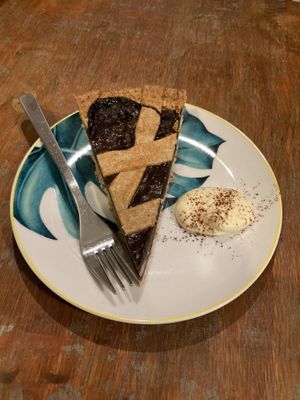 Chocolate tart at Col Cavolo - Vegan Bistrot in Rome
