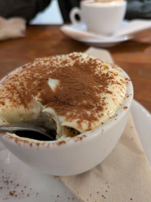 Tiramisù at Col Cavolo - Vegan Bistrot in Rome