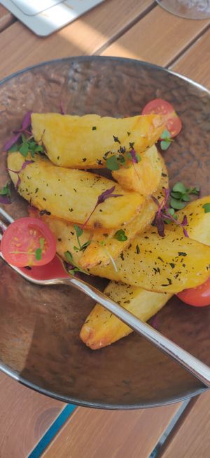 Chunky chips with herbs at Isola in Ayia Napa