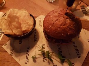 Veggie burger at de Brielsche Aap in Brielle