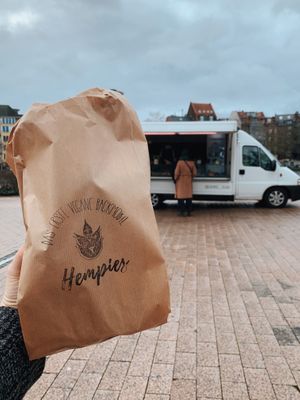 Food truck at Hempies - Odonien Biergarten in Cologne
