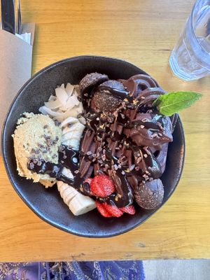 Chocolate Açaí   at Nurcha Kawana in Birtinya