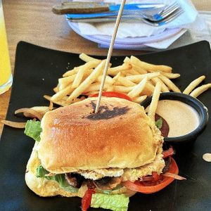 Vegan burger at Marvida in San Carlos