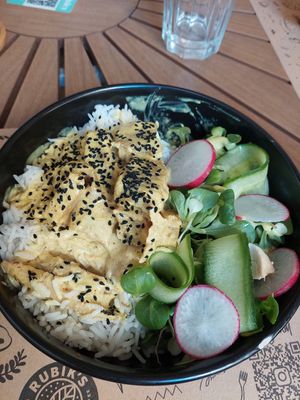 vegan tikka masala at Rubik's in Thessaloniki