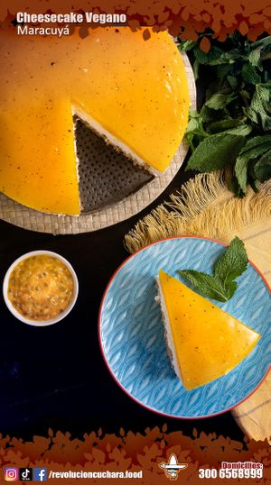 Cheesecake vegano de maracuyá at La Revolución de la Cuchara in Bogota