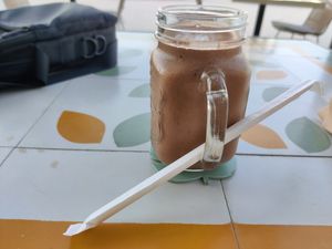 Another smoothie at Alkalime in Abu Dhabi