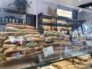   at Land & Monkeys - Amsterdam in Paris