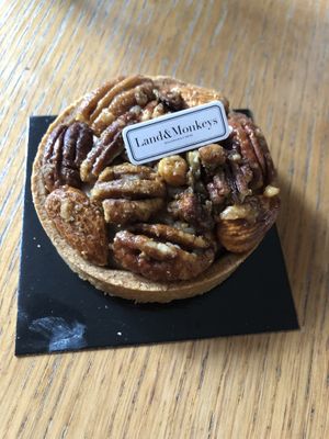 Tartelette noix de pécan   at Land & Monkeys - Amsterdam in Paris