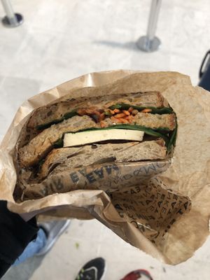 Umami sandwich   at Land & Monkeys - Amsterdam in Paris