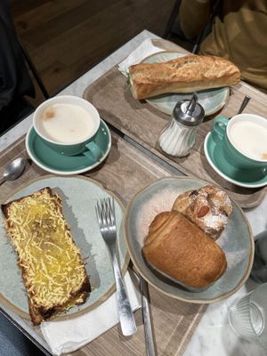   at Land & Monkeys - Amsterdam in Paris