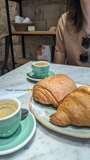 Perfect breakfast! at Land & Monkeys - Amsterdam in Paris