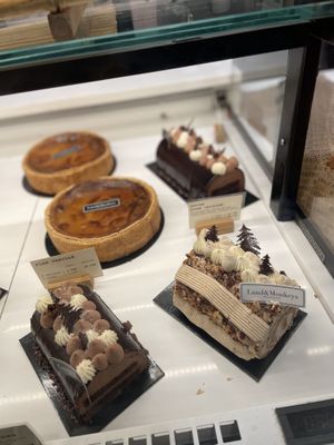 Bûches   at Land & Monkeys - Amsterdam in Paris