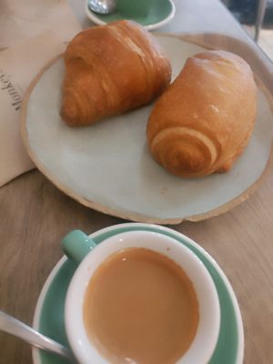  at Land & Monkeys - Amsterdam in Paris